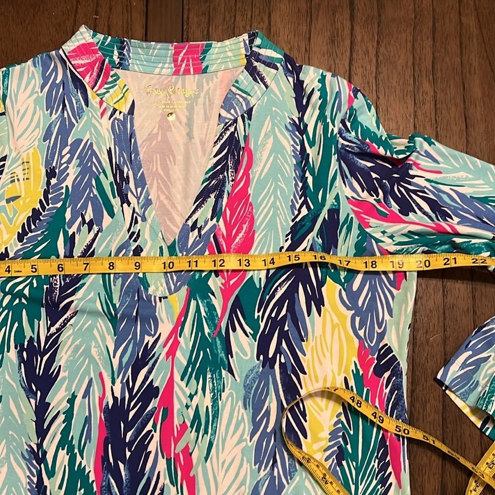 Lilly Putlizer Jersey Tunic Rainbow Feathers Small Colorful Casual Comfy Preppy - Picture 5 of 6